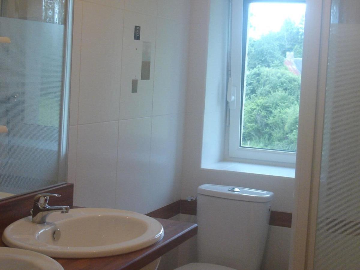 Cosy Chalet With Private Garden In Normandy Isigny-le-Buat Exteriör bild